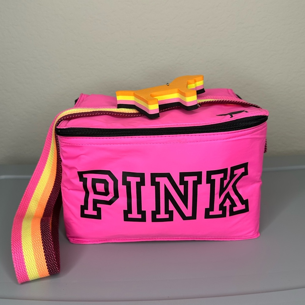 NWOT PINK Lunch Bag Cooler